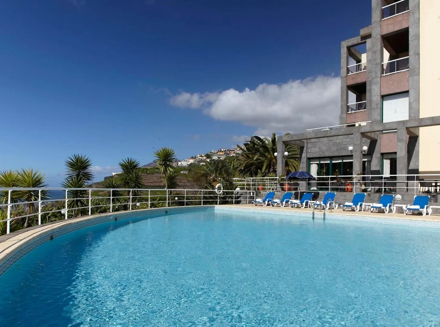 Hotel Escola فونشال