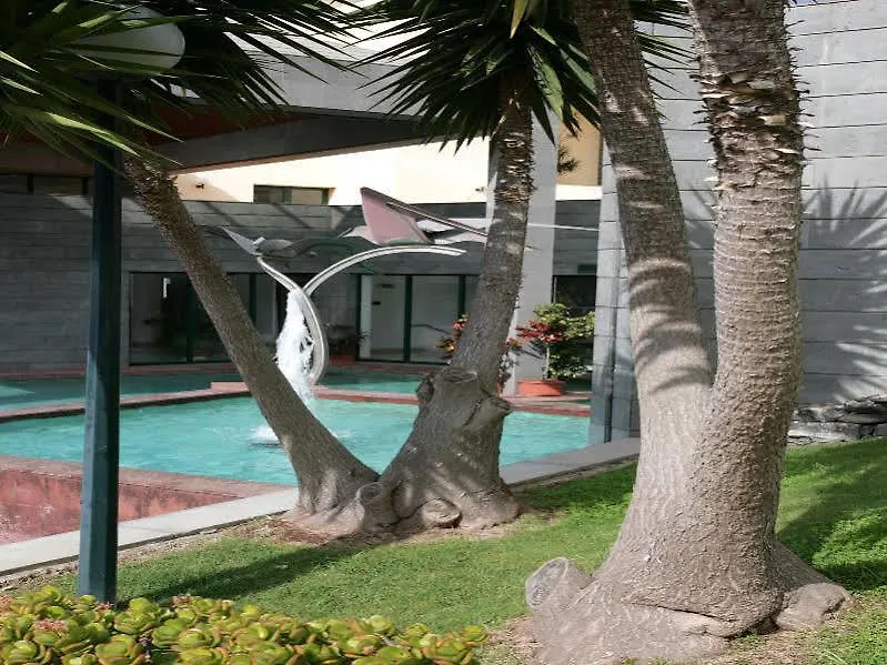 Hotel Escola فونشال 4*,